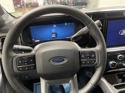 2026 Ford Super Duty F-350 DRW LARIAT