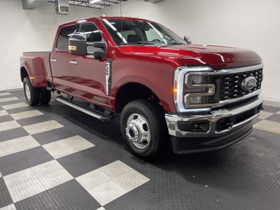 2026 Ford Super Duty F-350 DRW LARIAT