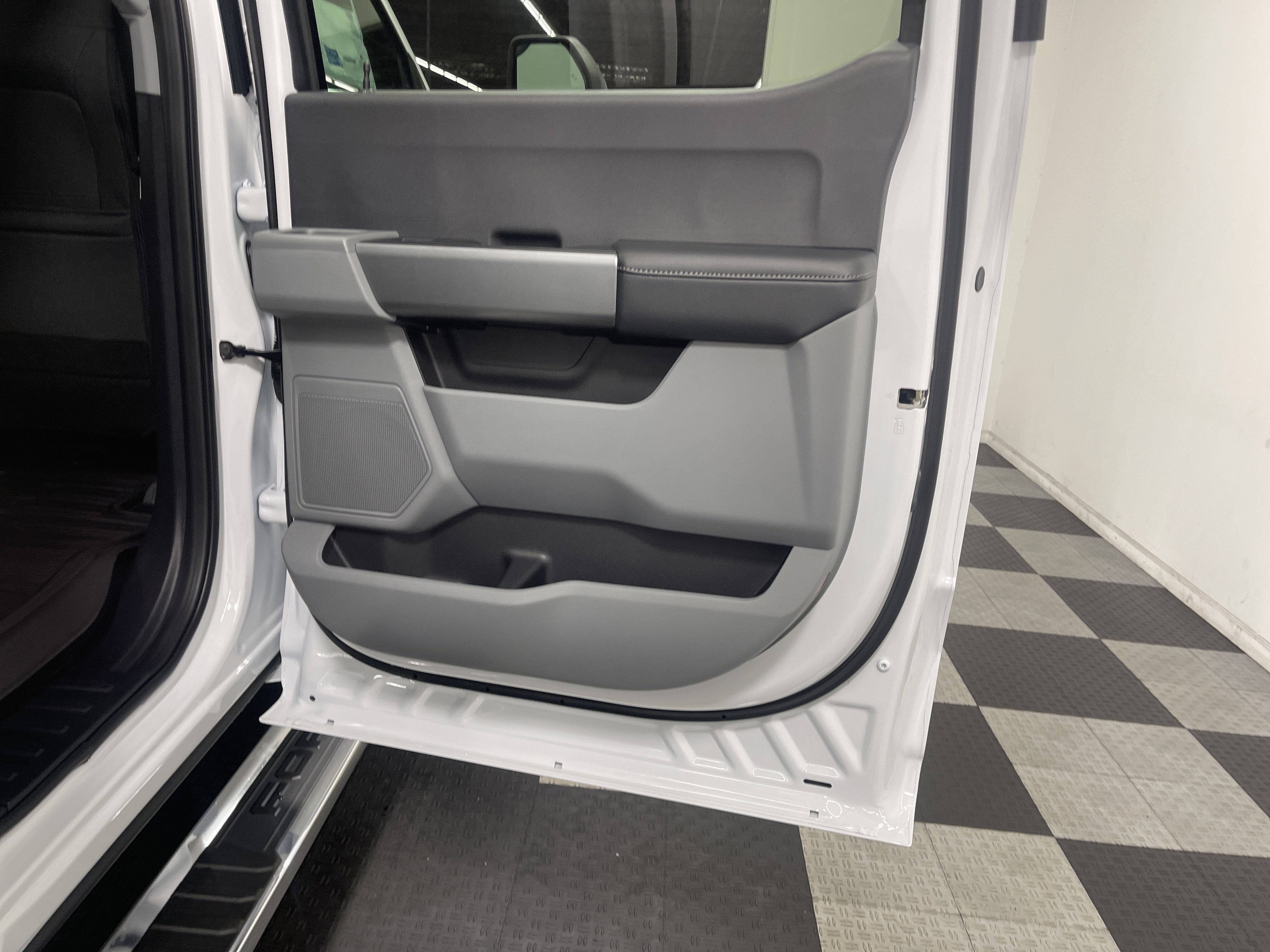 2026 Ford Super Duty F-350 DRW XLT