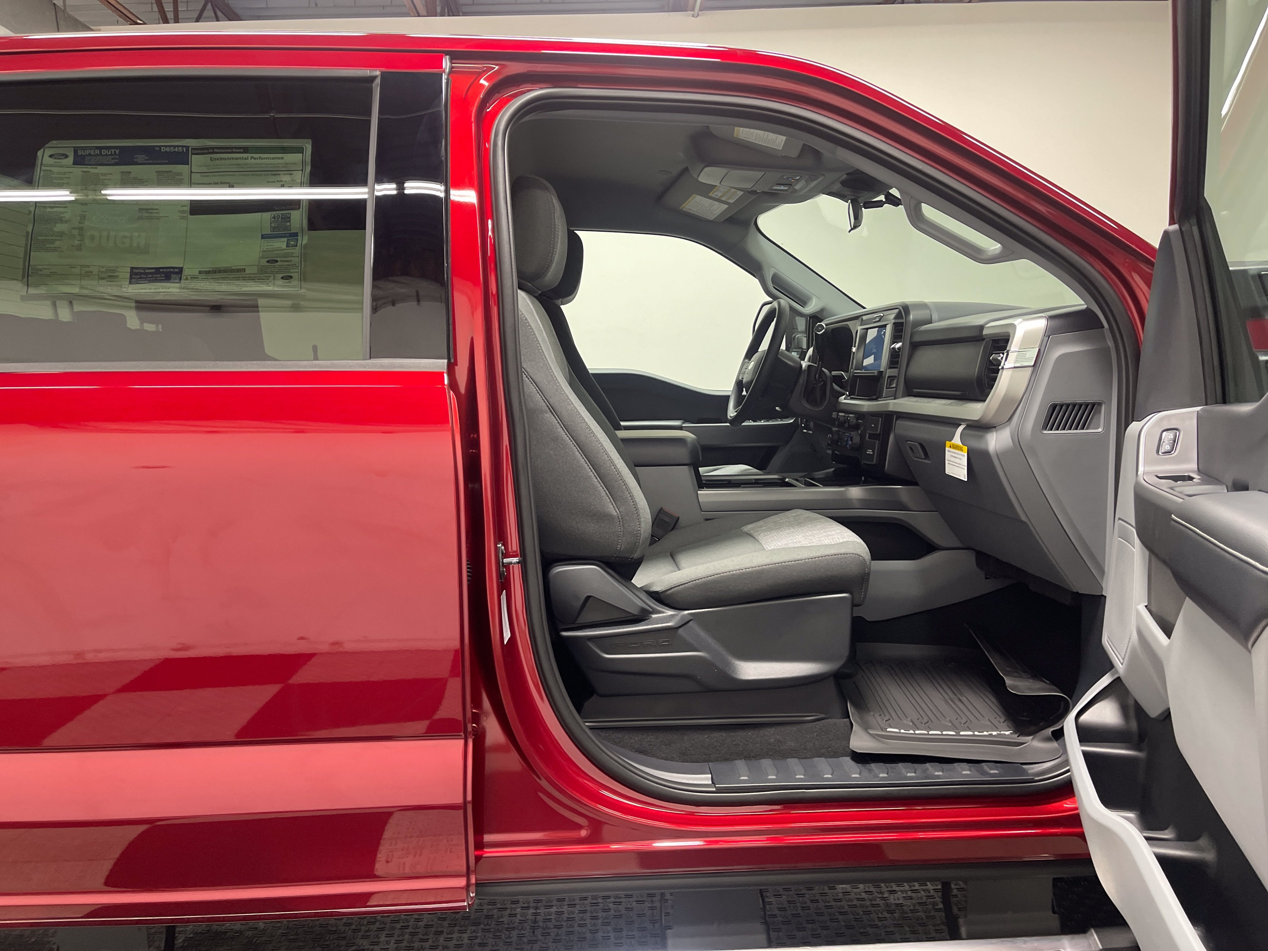 2026 Ford Super Duty F-350 DRW XLT
