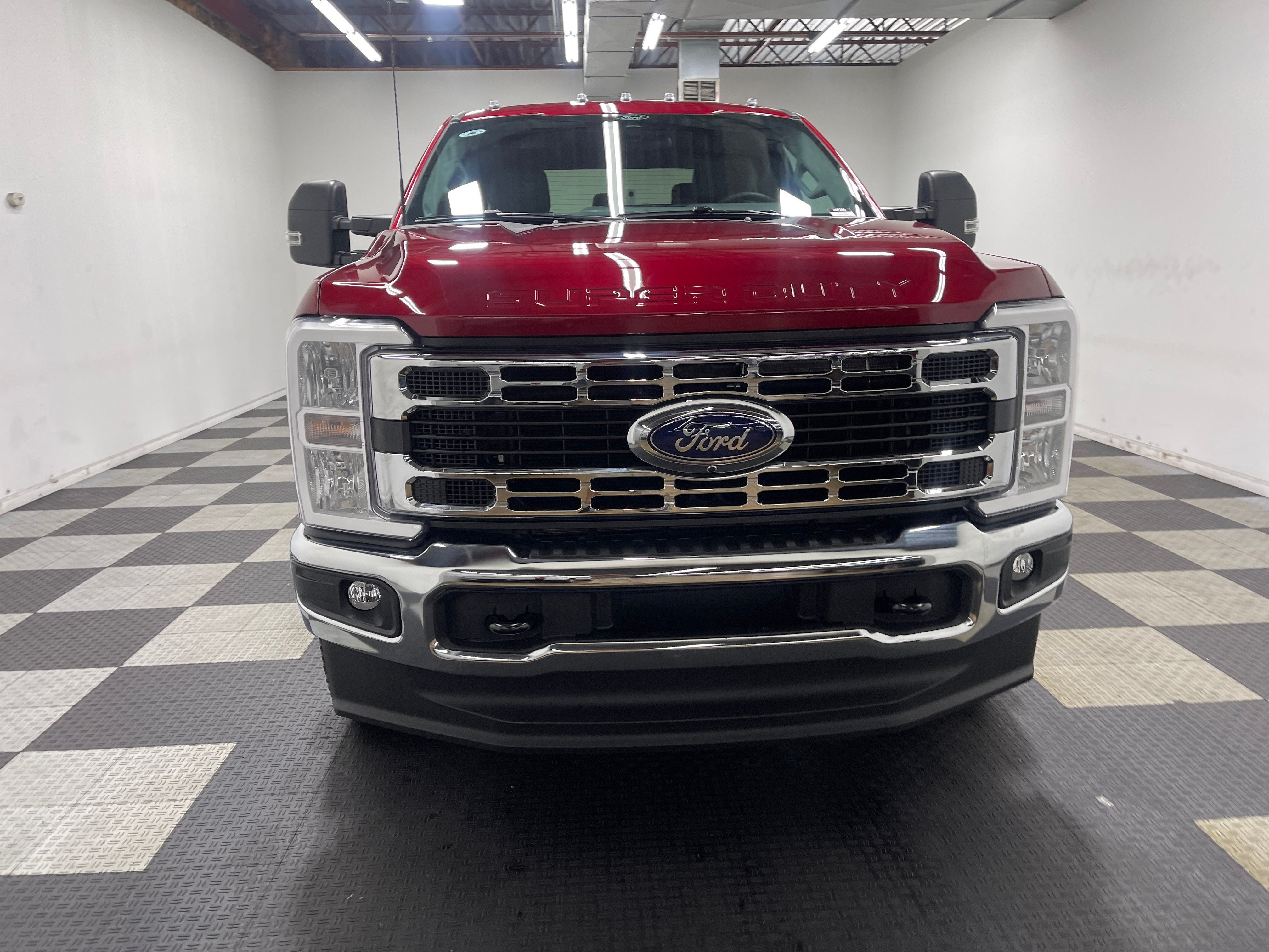2026 Ford Super Duty F-350 DRW XLT