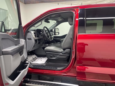 2026 Ford Super Duty F-350 DRW XLT