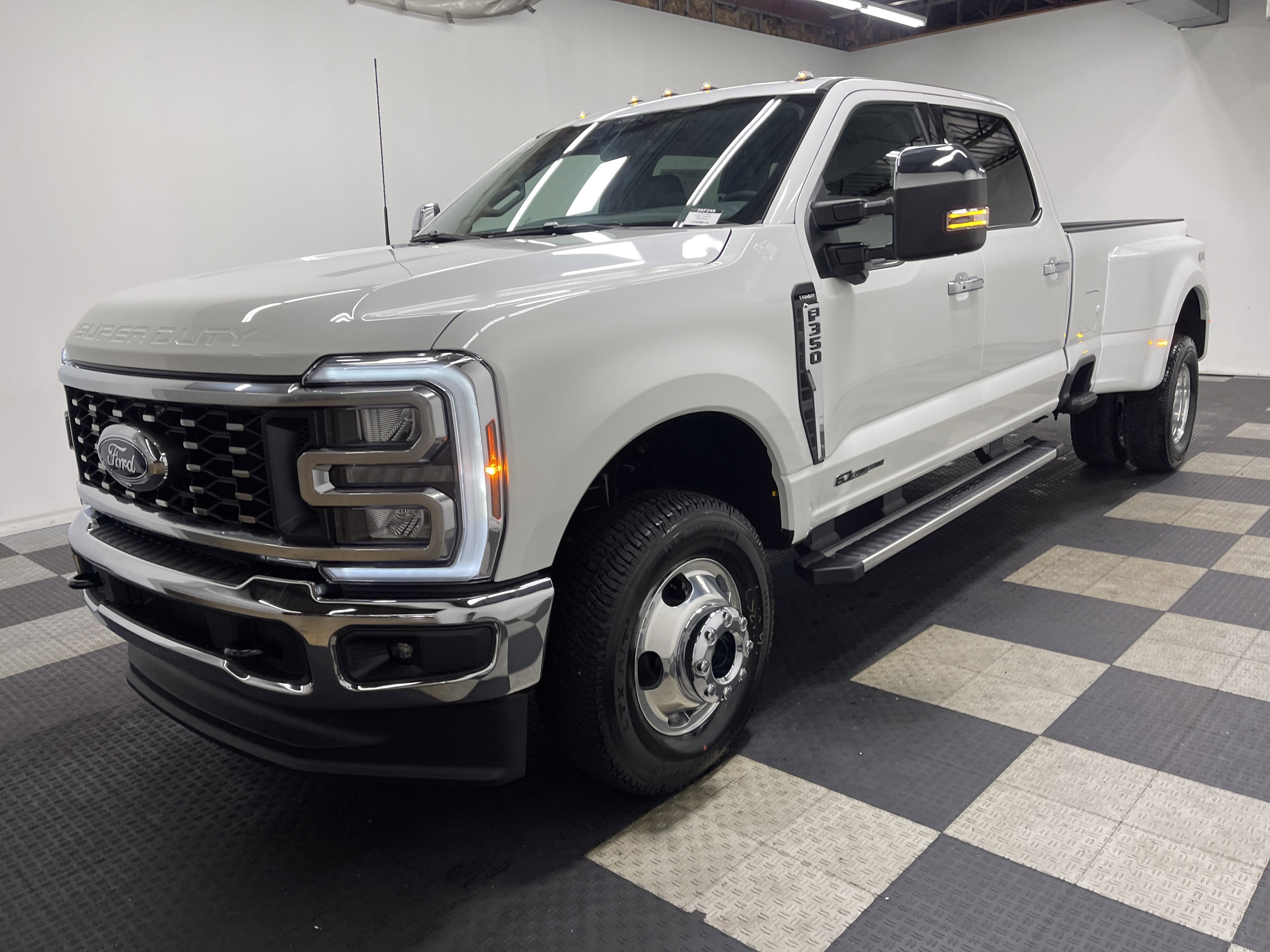 2026 Ford F-350 Lariat 4x4 Crew Cab 8' Box DRW's photo