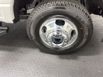 2026 Ford Super Duty F-350 DRW LARIAT