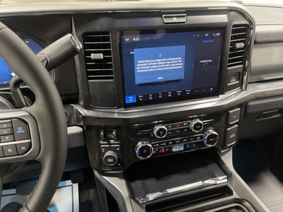 2026 Ford Super Duty F-350 DRW LARIAT