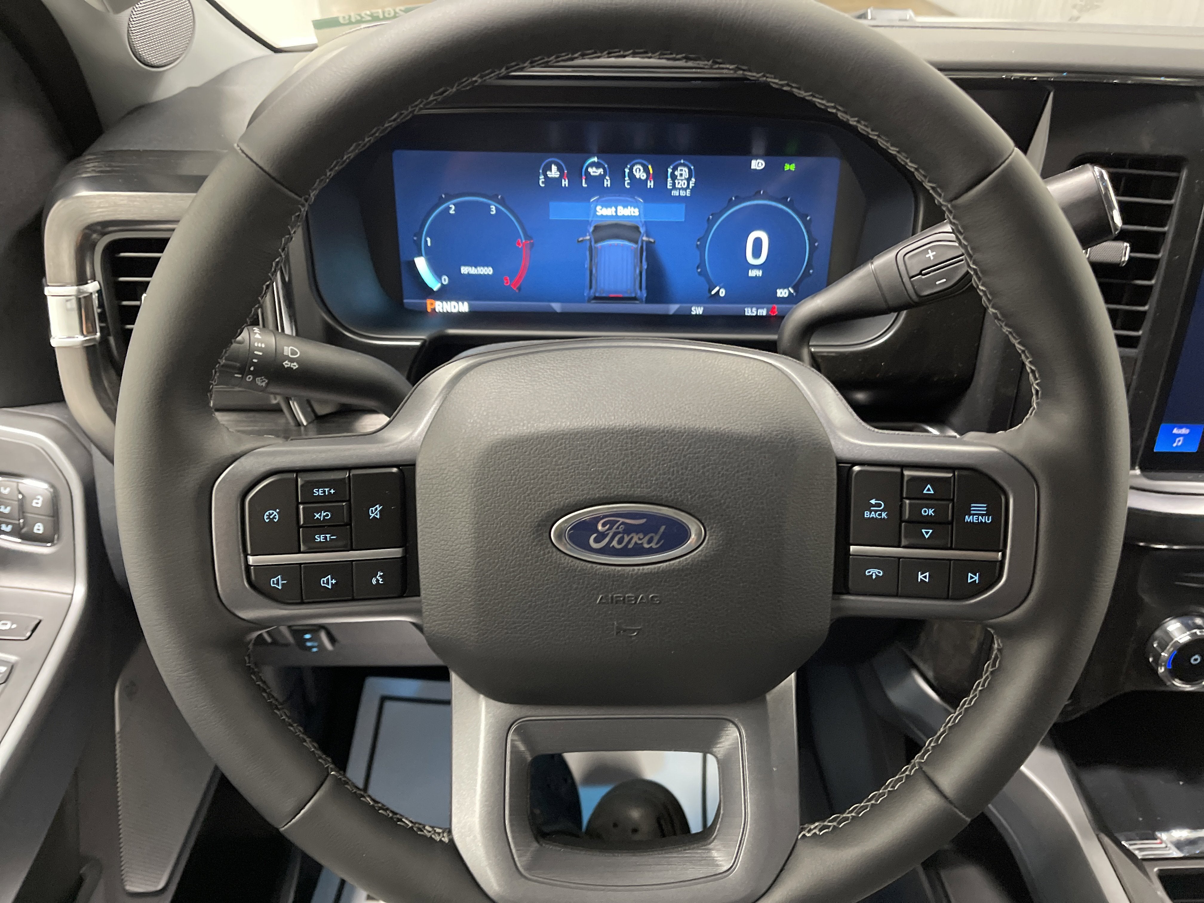 2026 Ford Super Duty F-350 DRW LARIAT