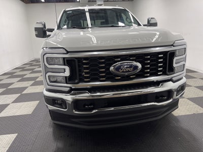 2026 Ford Super Duty F-350 DRW LARIAT