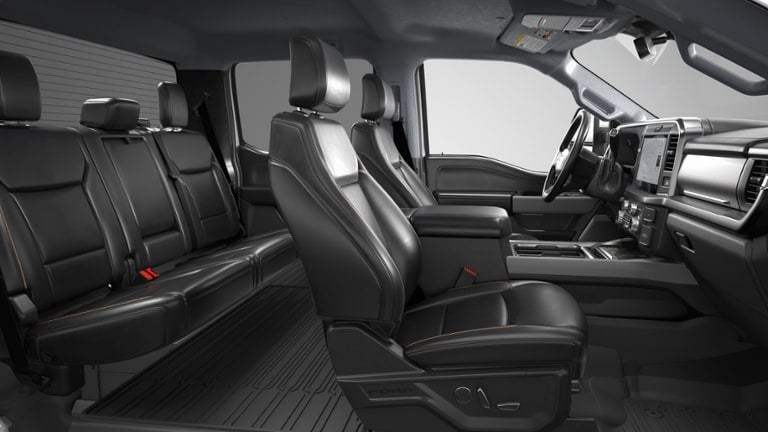 2026 Ford Super Duty F-350 DRW LARIAT
