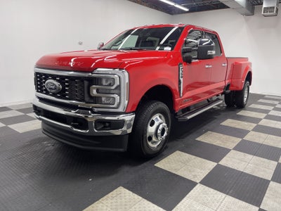 2026 Ford Super Duty F-350 DRW LARIAT