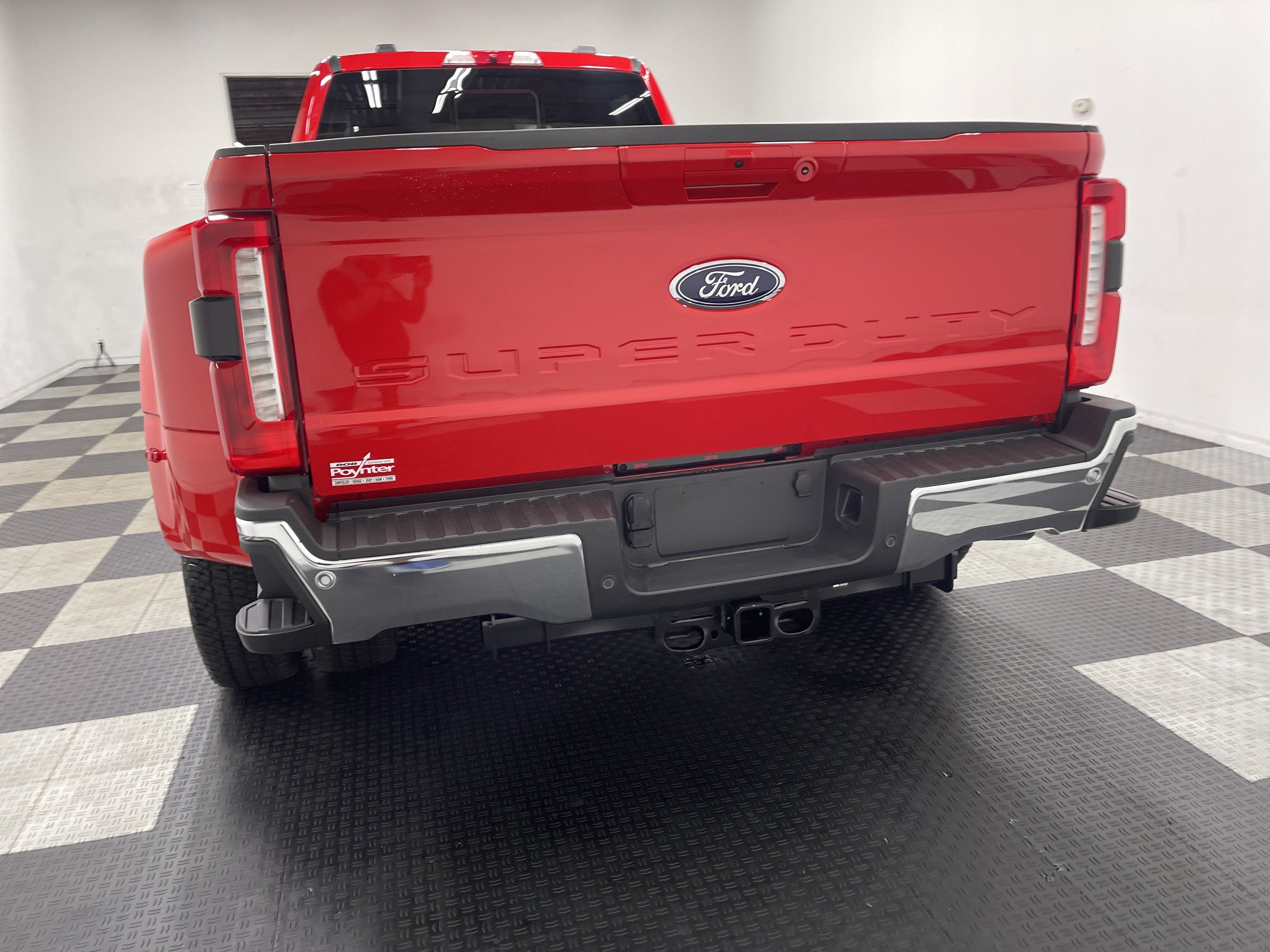 2026 Ford Super Duty F-350 DRW LARIAT