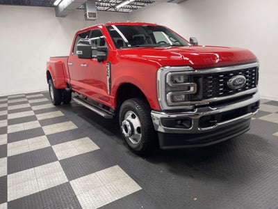 2026 Ford Super Duty F-350 DRW LARIAT