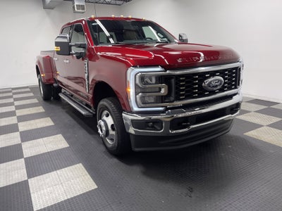 2026 Ford Super Duty F-350 DRW LARIAT