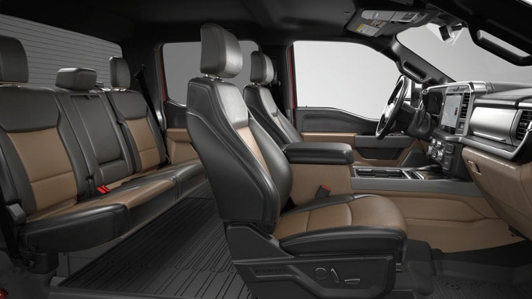 2026 Ford Super Duty F-350 DRW LARIAT