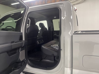 2026 Ford Super Duty F-350 DRW LARIAT