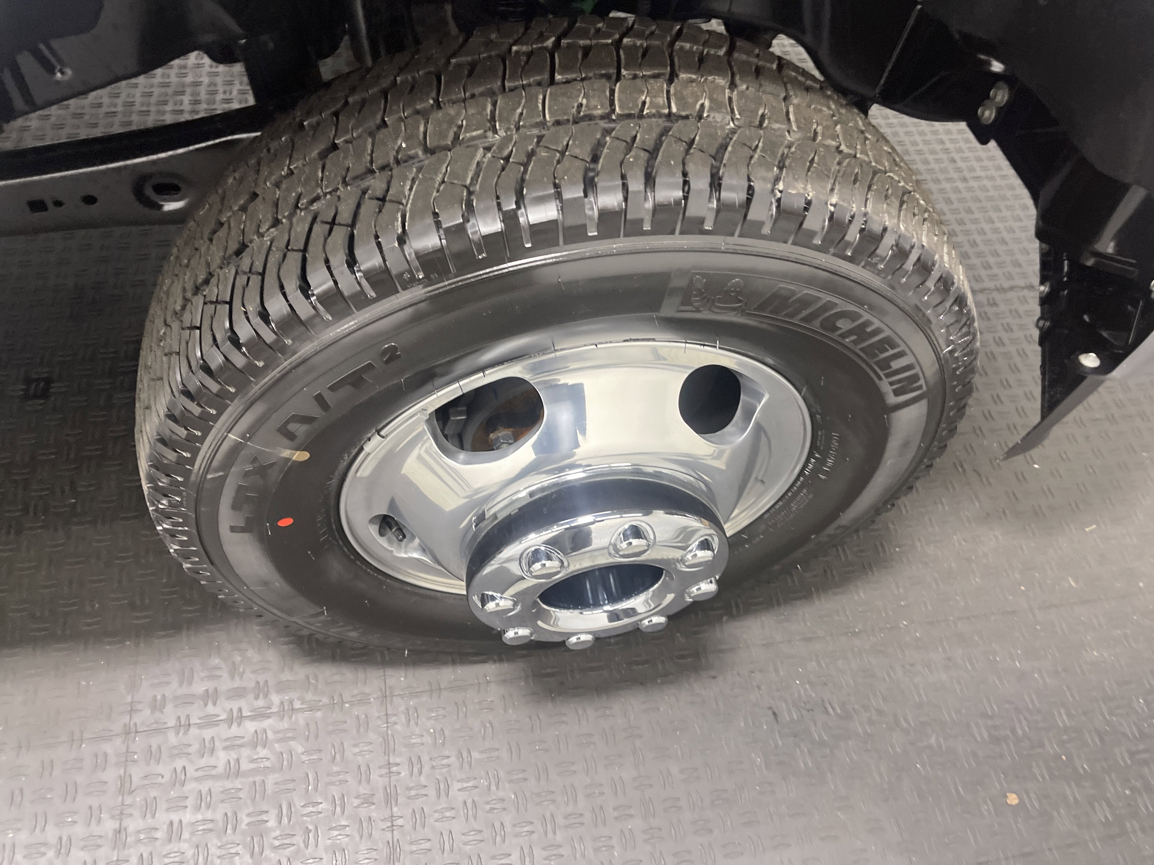 2026 Ford Super Duty F-350 DRW LARIAT