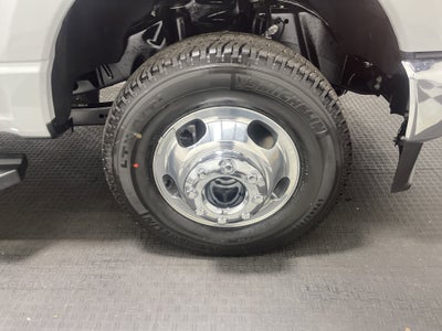 2026 Ford Super Duty F-350 DRW LARIAT