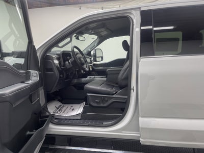 2026 Ford Super Duty F-350 DRW LARIAT