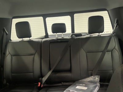 2026 Ford Super Duty F-350 DRW LARIAT