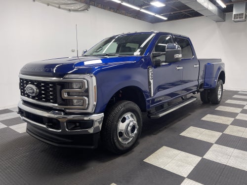2026 Ford Super Duty F-350 DRW LARIAT