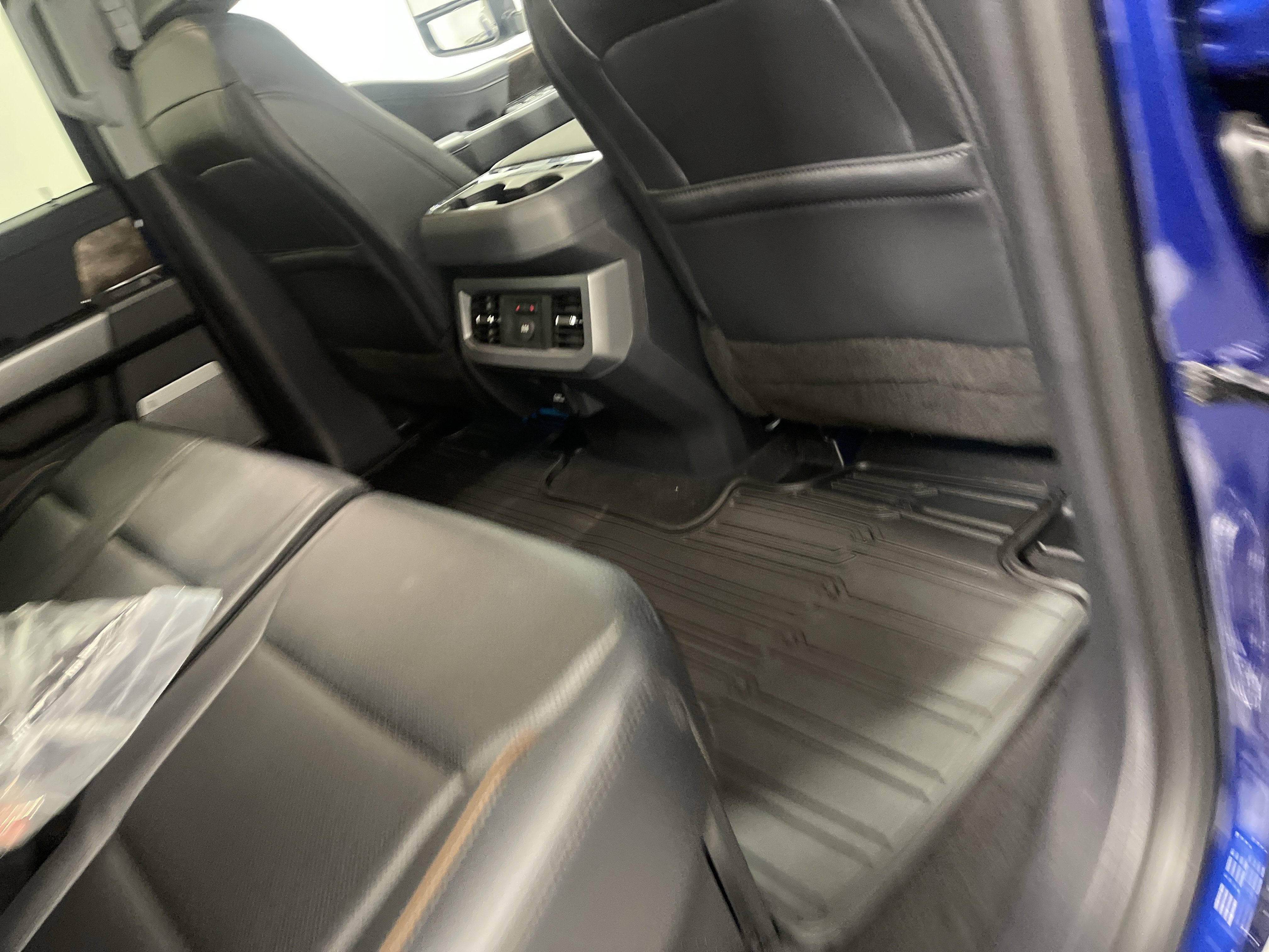 2026 Ford Super Duty F-350 DRW LARIAT