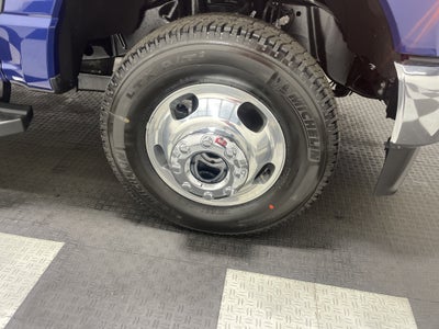 2026 Ford Super Duty F-350 DRW LARIAT