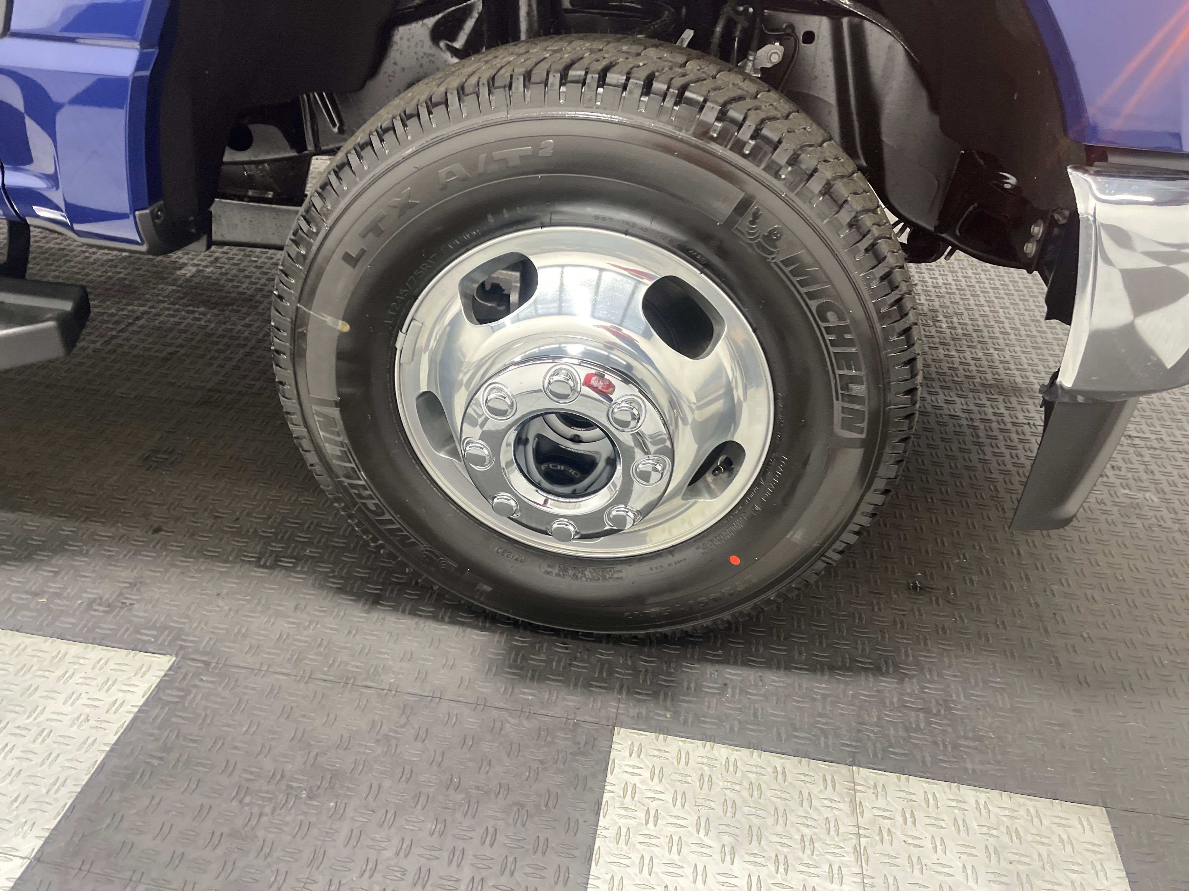 2026 Ford Super Duty F-350 DRW LARIAT