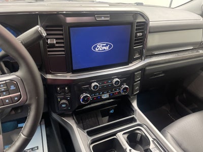 2026 Ford Super Duty F-350 DRW LARIAT