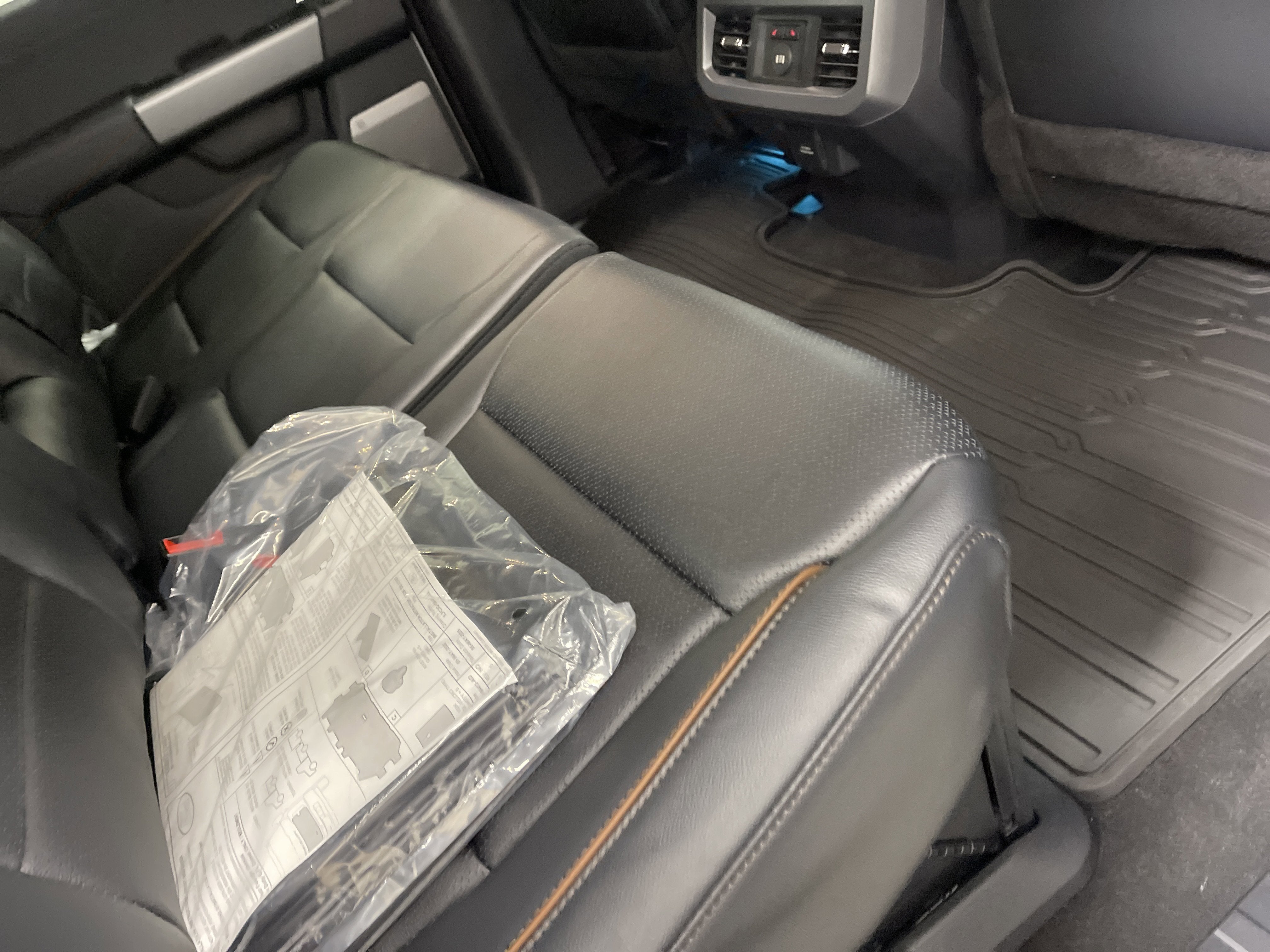 2026 Ford Super Duty F-350 DRW LARIAT