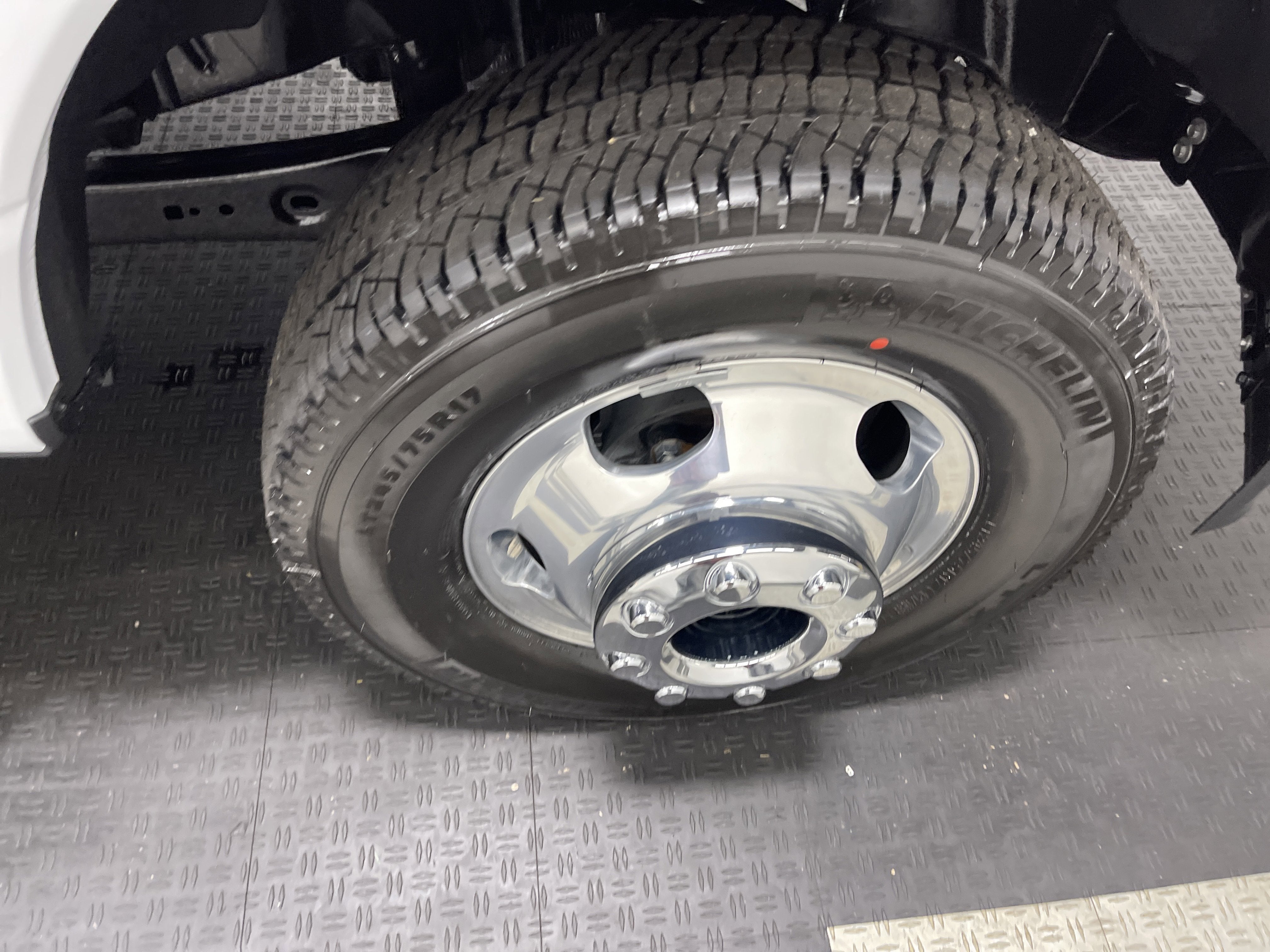 2026 Ford Super Duty F-350 DRW LARIAT