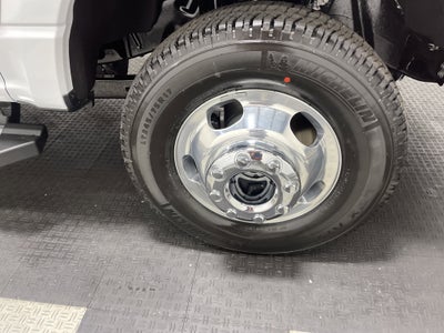 2026 Ford Super Duty F-350 DRW LARIAT