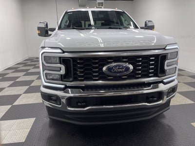 2026 Ford Super Duty F-350 DRW LARIAT