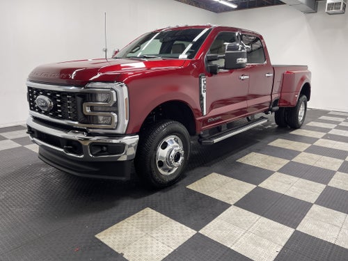 2026 Ford Super Duty F-350 DRW LARIAT
