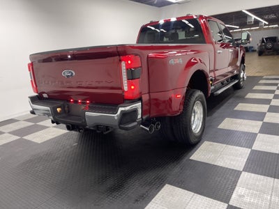 2026 Ford Super Duty F-350 DRW LARIAT