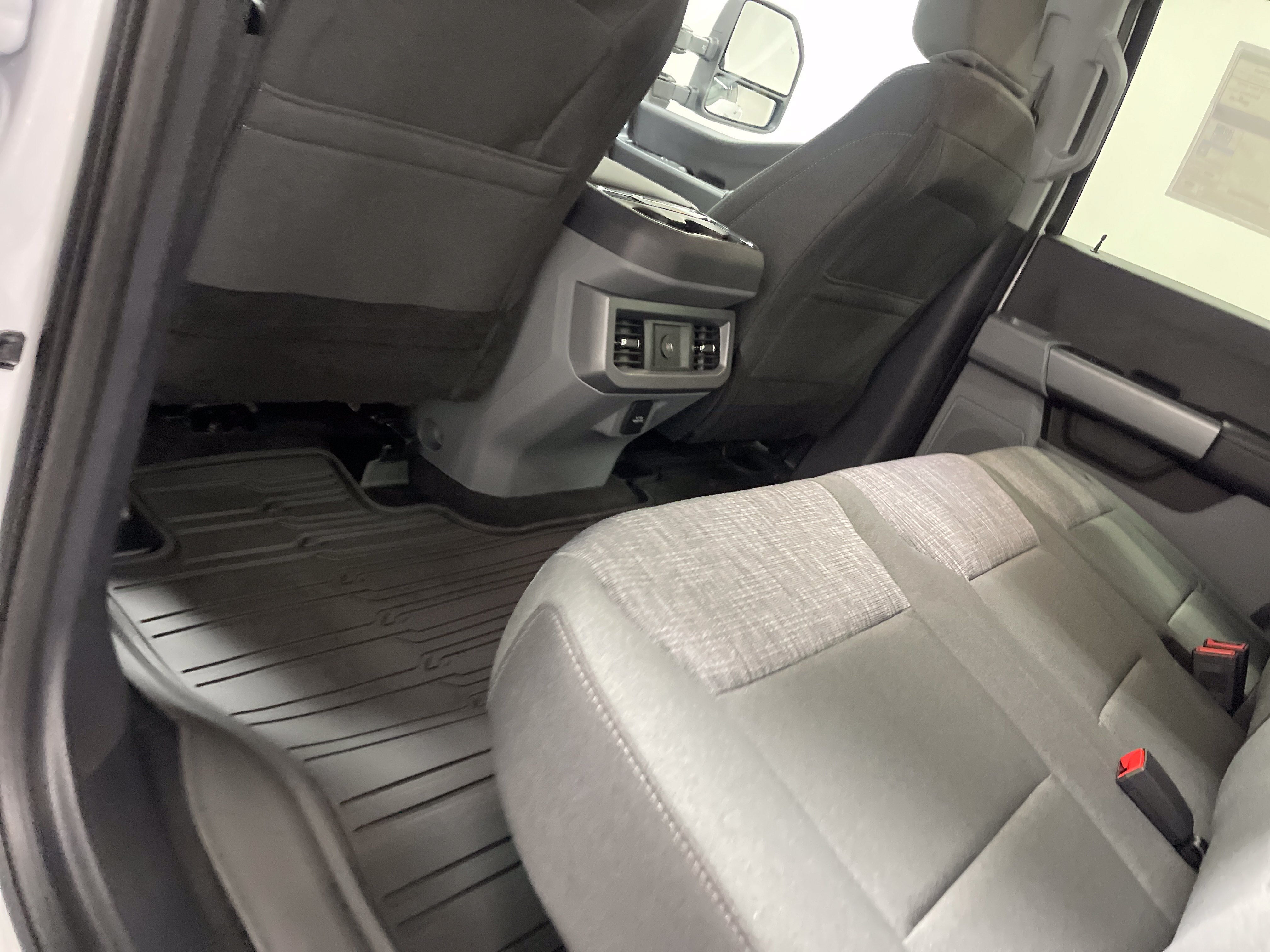 2026 Ford Super Duty F-350 DRW XLT