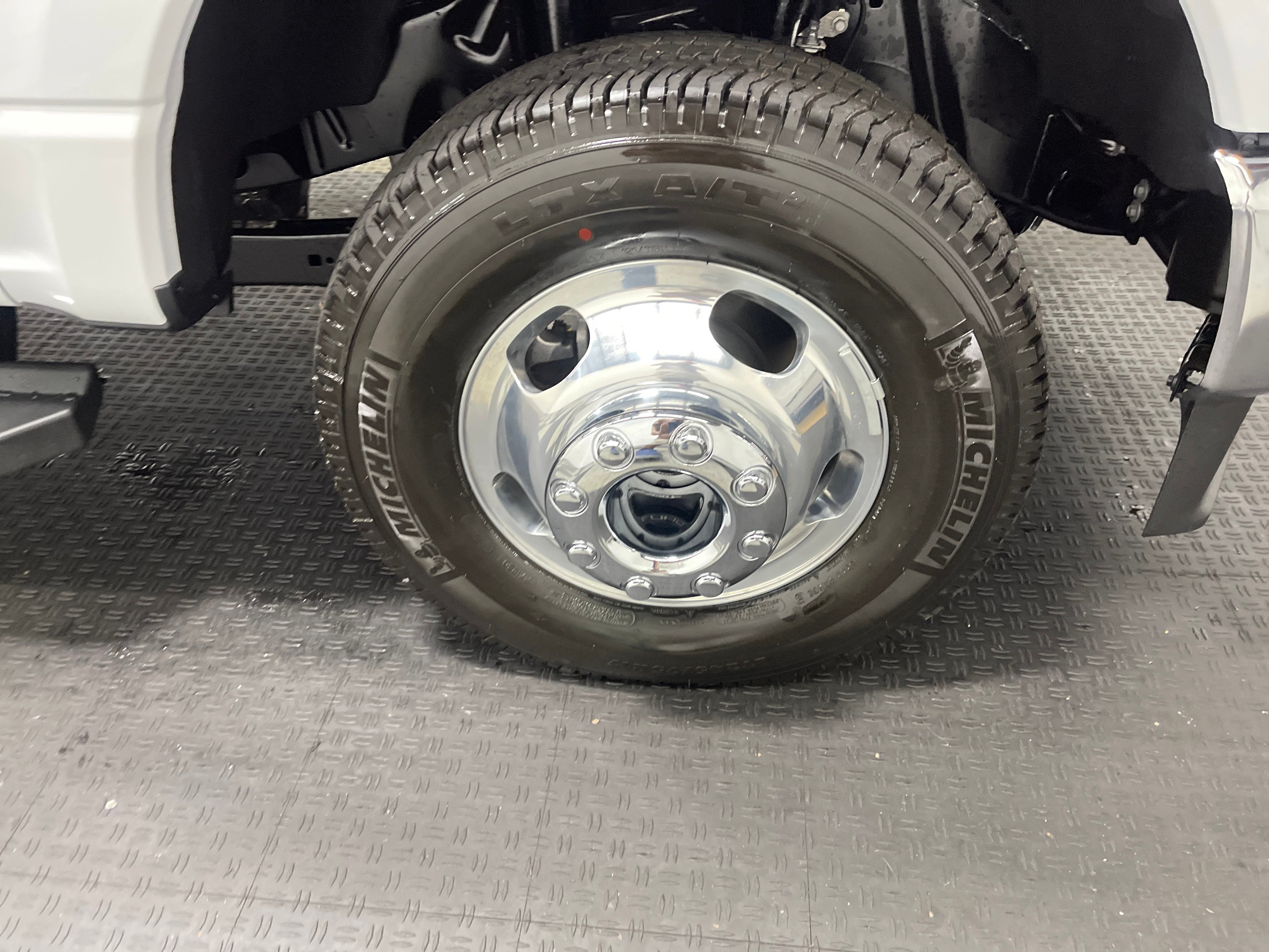 2026 Ford Super Duty F-350 DRW XLT