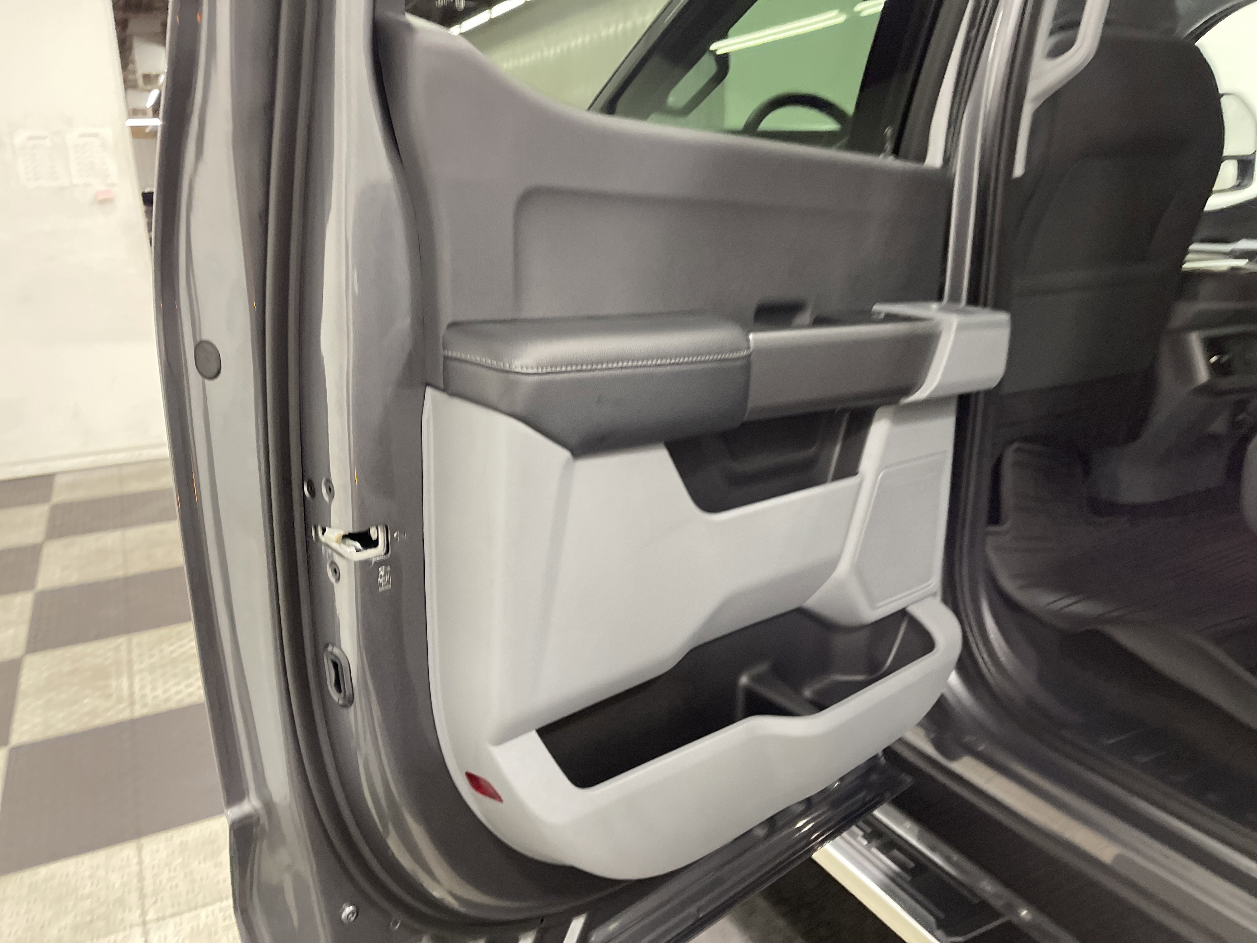 2026 Ford Super Duty F-350 DRW XLT