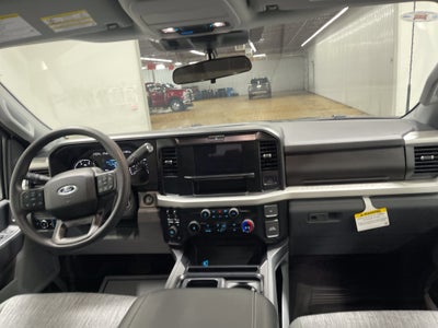 2026 Ford Super Duty F-350 DRW XLT