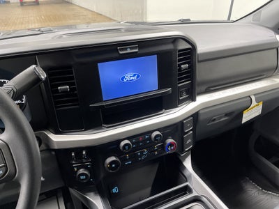 2026 Ford Super Duty F-350 DRW XLT