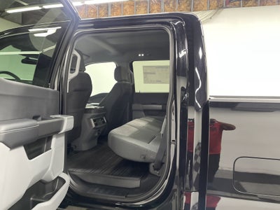 2026 Ford Super Duty F-350 DRW XLT