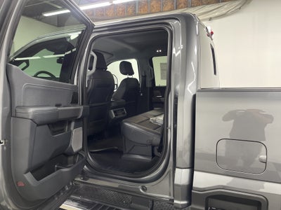 2026 Ford Super Duty F-350 DRW LARIAT