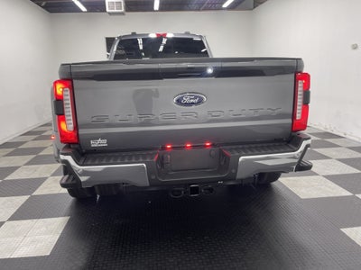 2026 Ford Super Duty F-350 DRW LARIAT