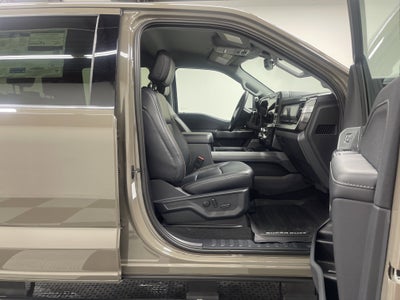2026 Ford Super Duty F-350 DRW LARIAT