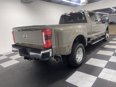 2026 Ford Super Duty F-350 DRW LARIAT