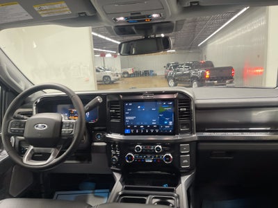 2026 Ford Super Duty F-350 DRW LARIAT