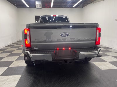 2026 Ford Super Duty F-350 DRW LARIAT