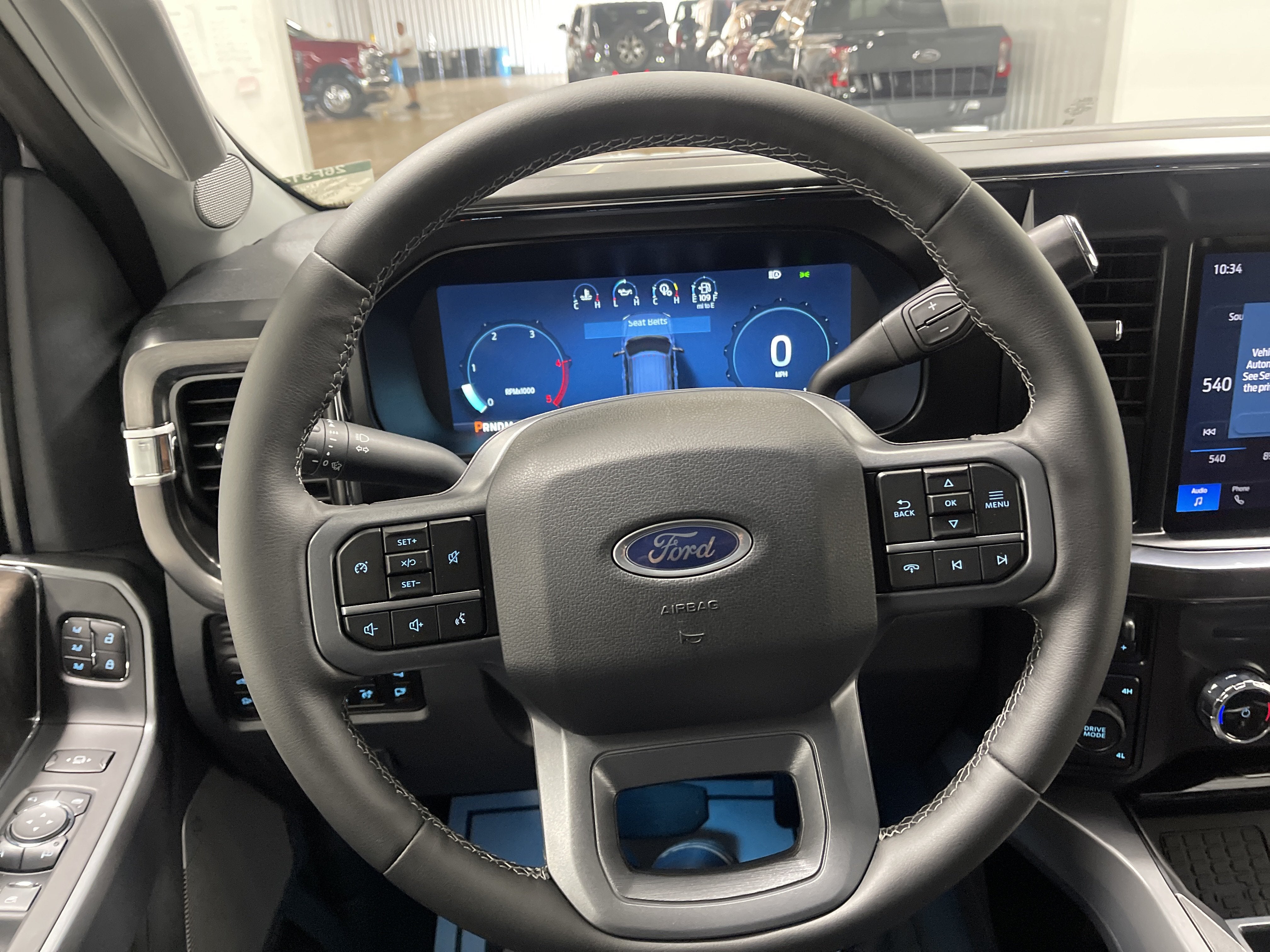 2026 Ford Super Duty F-350 DRW LARIAT