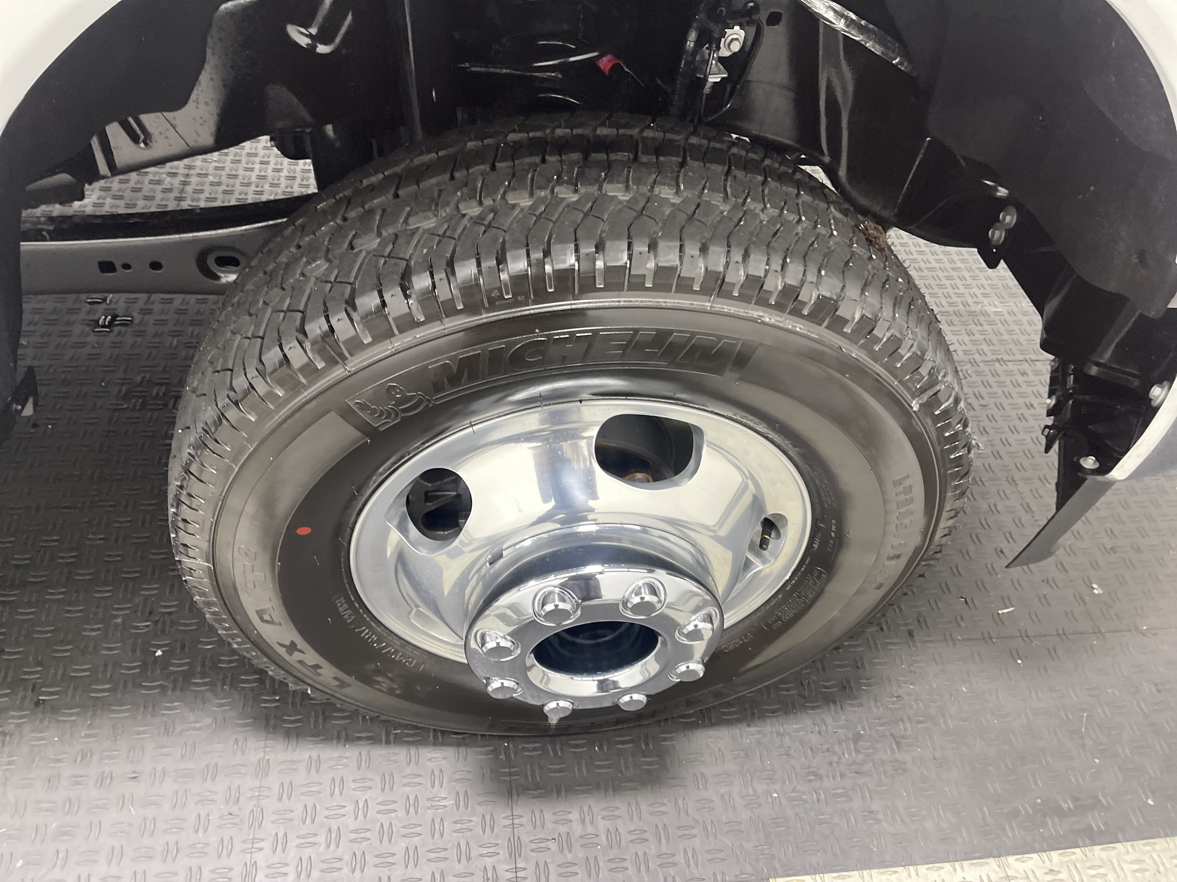 2026 Ford Super Duty F-350 DRW LARIAT
