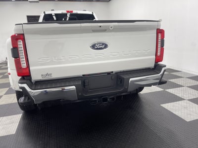 2026 Ford Super Duty F-350 DRW LARIAT