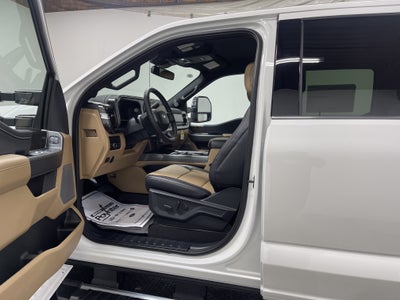 2026 Ford Super Duty F-350 DRW LARIAT