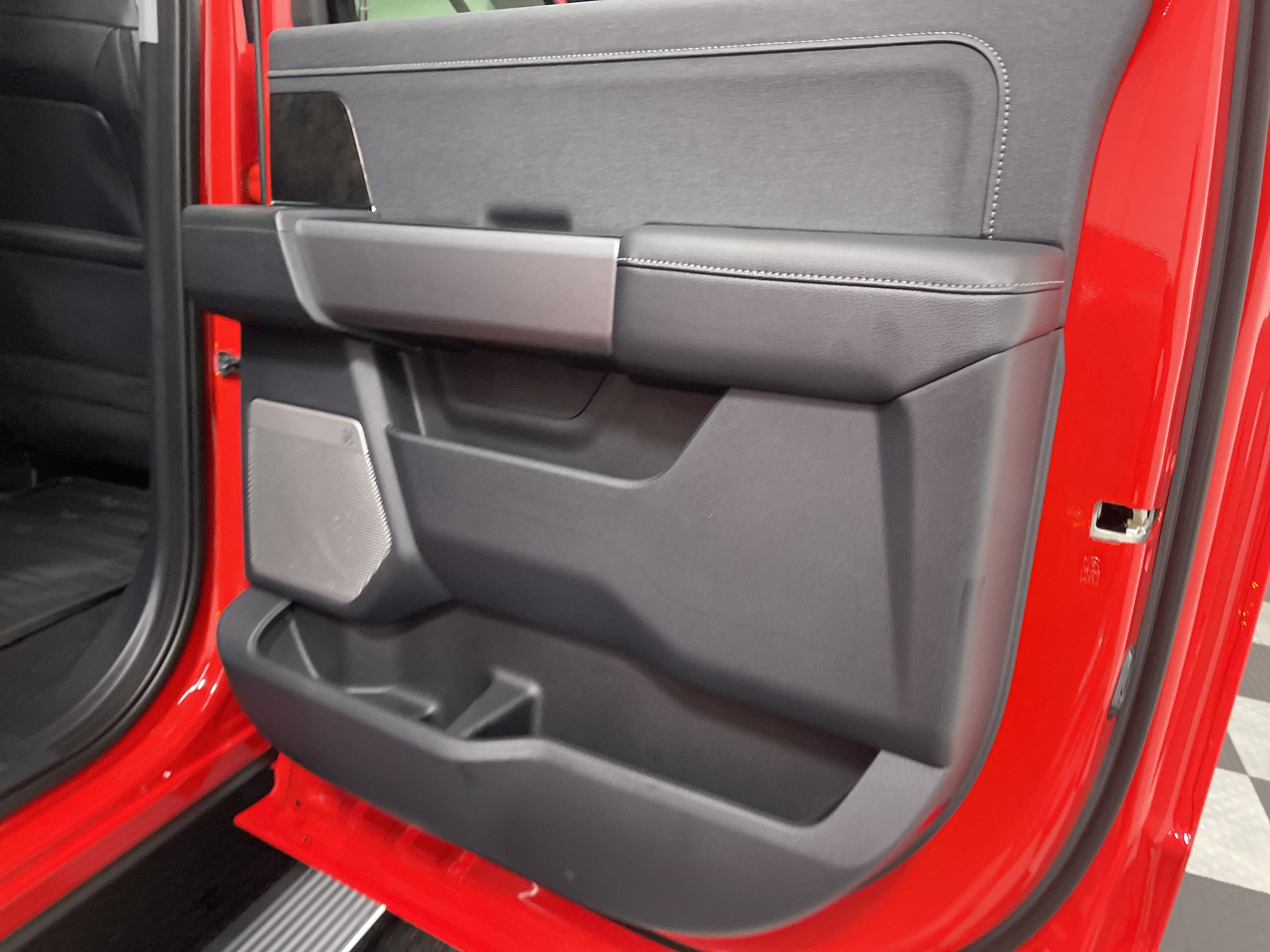 2026 Ford Super Duty F-450 DRW LARIAT